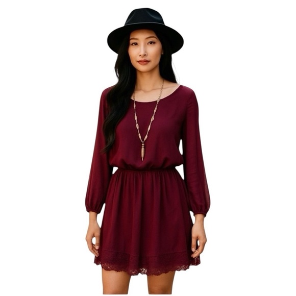 entro Dresses & Skirts - Entro Long Sleeve Lace Raw Hem Mini Dress. Large #369